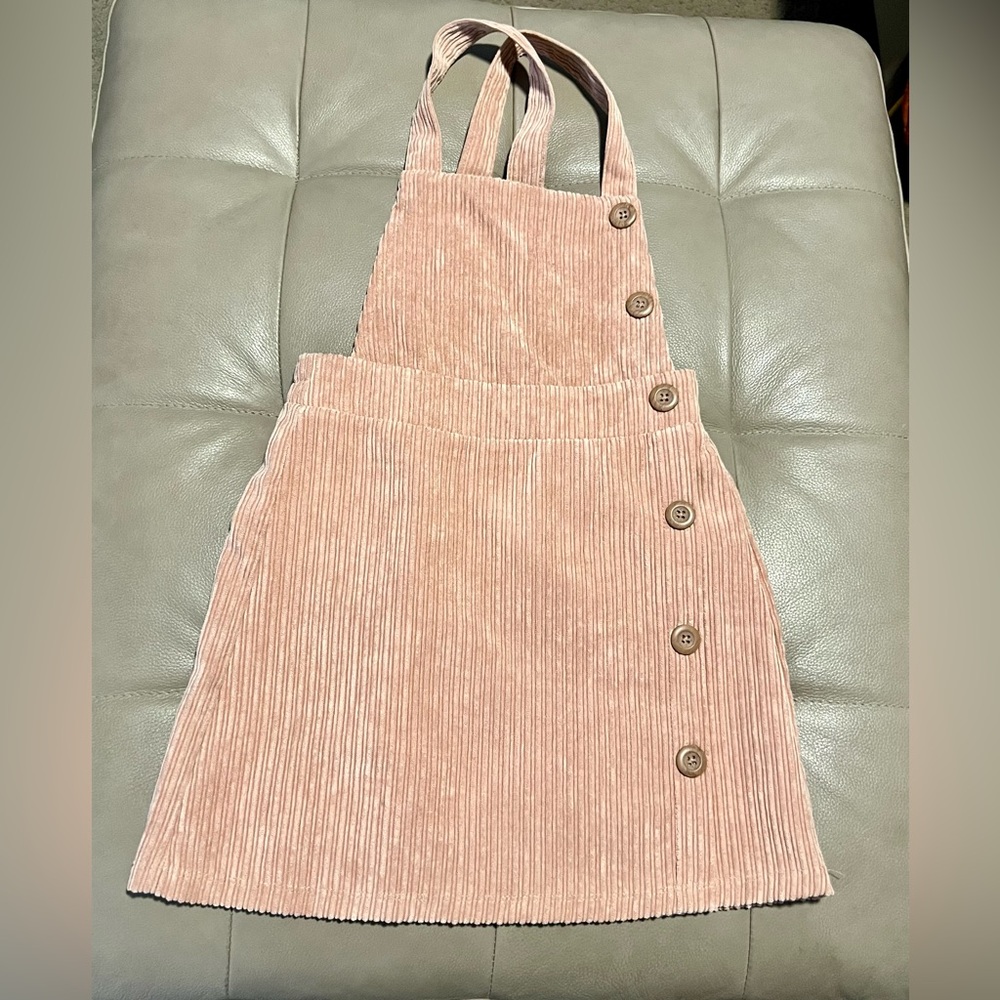 Girls 6 Art Class baby pink corduroy racer back wood buttons